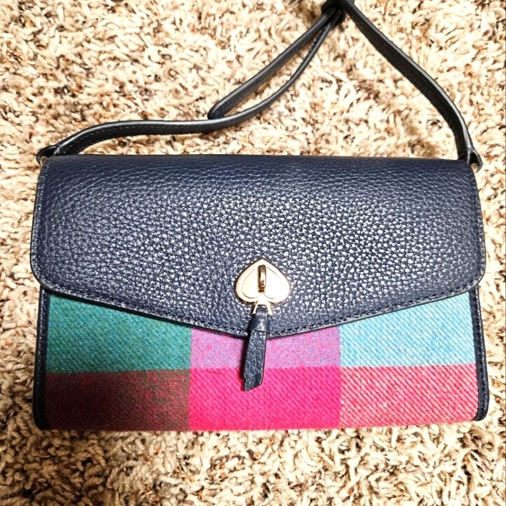 Kate Spade ♠️ Marti Wallet Crossbody